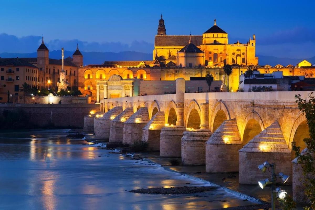Lightbooking Cordoba Plaza Corredera Экстерьер фото